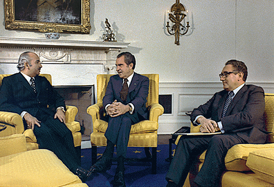 Nixon, Henry Kissinger e Ismail Fahmi (31 di santuaini 1973)