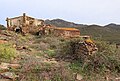 Die Ruine Mas Pils, ehemaliger Gutshof (Ansicht West) im Alt Empordà, der Hof ghörte ursprünglich zum Benediktinerkloster Sant Quirze de Colera