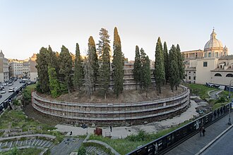 Piazza Augusto Imperatore during the works for the restoration of the Mausoleum of Augustus in 2017