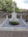 Tombe commune, soldats français et allemands inconnus.