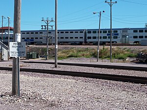 Train in Kenosha Metra station.jpg