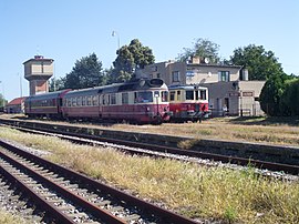 Čata railcars 830 850.JPG