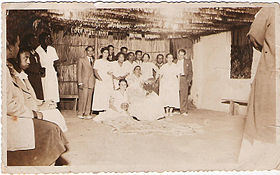 Foto antiga de um ritual de candomblé bantu