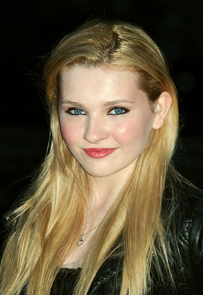 :Abigail Breslin 2011 Shankbone.JPG