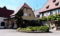 Cave coopérative de Beblenheim et son cadran solaire de 1907, date de construction