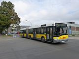 Metrobus ved Bahnhof Berlin Zoologischer Garten.
