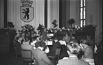 Ehrung von Rettern am 14. Juli 1951 im Neuen Stadthaus durch Friedrich Ebert