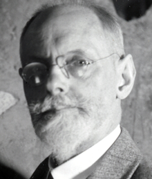 Black-and-white photograph of Carl Wiman