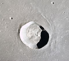 Dawes crater moon.jpg