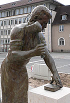 http://upload.wikimedia.org/wikipedia/commons/thumb/f/fc/Denkmal_Goldschlaeger_fcm.jpg/140px-Denkmal_Goldschlaeger_fcm.jpg