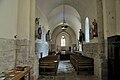 La nef et le chœur de l'église Saint-Jean-Baptiste de Ceilhes.