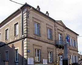 The town hall in Jonvelle