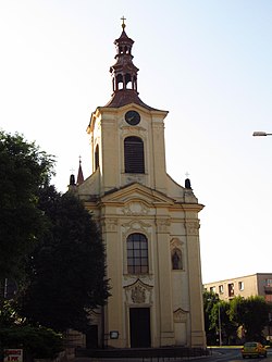 Průčelí kostela sv. Václava v Lovosicích