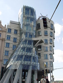 [تصویر:  220px-Prague_-_Dancing_House.jpg]