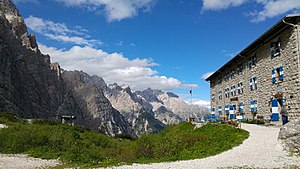 Das Rifugio Galassi mit Blick Richtung Marmarole