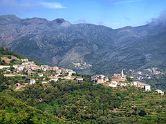 Vue du village de San-Martino-di-Lota (Lota).