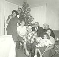 Ամիրյանների ընտանիքը տոնում է հայկական Սուրբ ծնունդը հունվարի 6-ին, 1960 թ.: