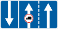 Narrowing of a lane with vehicle class restriction