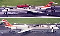 El alcance del daño al avión visto desde afuera de la aeronave.