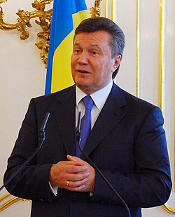 250px-Viktor_Yanukovych_2011.jpg