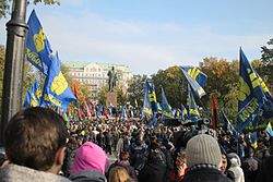 Мітинг перед пам'ятником Тарасові Шевченку