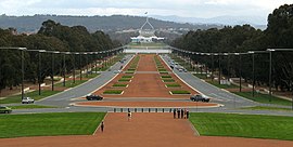 Anzac Parade Canberra 2014-09-16.jpg