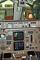 767-300ERのEICAS（中央にある縦に並んだ2画面）
