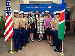 Heather Higginbottom, Deborah Birx and Karen Bass with Thomas Daughton