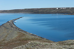 אגמי הר השטן (Devil Mountain Lakes) באלסקה, האגמים הגדולים ביותר בעולם בתוך מאר