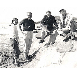 Esther Lederberg, Gunter Stent, Sydney Brenner és Joshua Lederberg 1965-ben