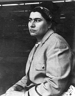 Elmira Şahtaxtinskaya 1960-cı illərdə