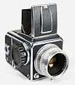 Càmera rèflex d'un objectiu de mitjà format. Modell 1600F de Hasselblad, Suècia.