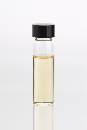 English: Glass vial containing Helichrysum Ess...