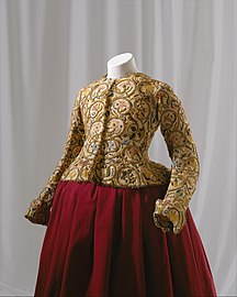 Farsetto ricamato, c. 1616. La gonna da donna è un'aggiunta moderna nello stile dei tempi; mancano il colletto e i polsini. (Metropolitan Museum of Arts, New York)