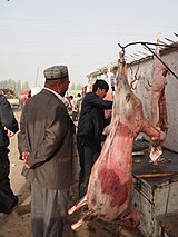 Kashgar Live Stock Market (24010977136).jpg