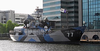 Le MV Steve Irwin aux West India Docks (Londres) en 2011.