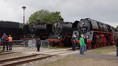 Meininger Dampfloktage 2015, Dampflokomotiven 50 3501, 01 118 und 01 0509-8.JPG, 2 MB