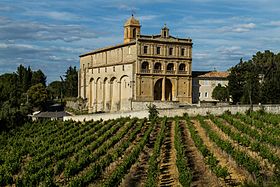 Vue générale de l'église.