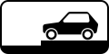 8.6.8 Parken quer auf Gehweg (rückwärts)