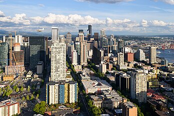 Belltown vu du haut de Space Needle, à Seattle. (définition réelle 5 760 × 3 840)