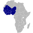 Vänster: Det blåfärgade Västafrika är veckans ämne. Höger: Pyramiderna i Nsude (en).