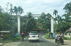 Gapura selamat datang di Desa Sembahe