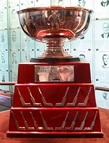 William M. Jennings Trophy (Hockey Hall of Fame, Toronto).jpg