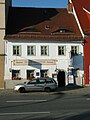 Gasthaus „Zur Seemannsruhe“ in geschlossener Bebauung, mit Seitenflügel zum Hof