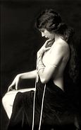 Ava Land, Ziegfeldgirl, 1921