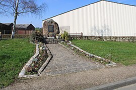 Le monument aux morts.