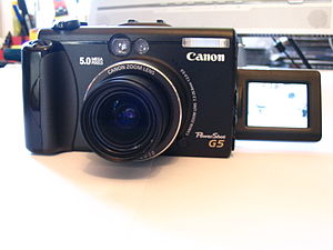 English: Canon PowerShot G5 camera