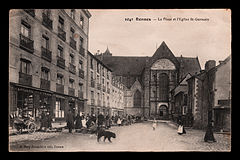 Carte postale ancienne de la place et de l'église Saint-Germain de Rennes