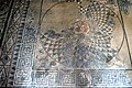 Давньоримська мозаїка декоративна з медальйоном і медузою Горгоною, музей Девня, Болгарія .