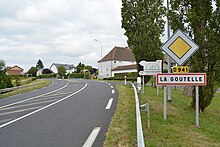 Entrée du village par la route départementale 941